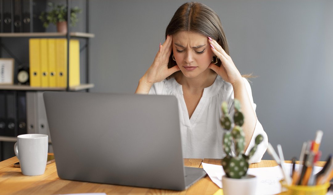 Baş Ağrısı Nedir? Baş Ağrısının Sebepleri Nelerdir? - Mila Care